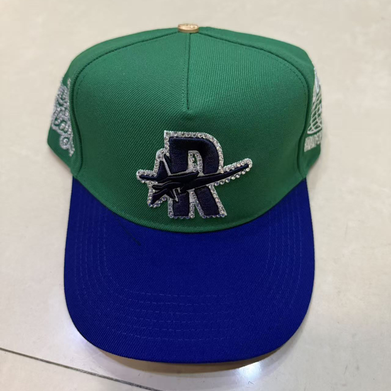 Contrast Brim 3D Embroidered R - Baseball Cap Fitted ulasan dan harga