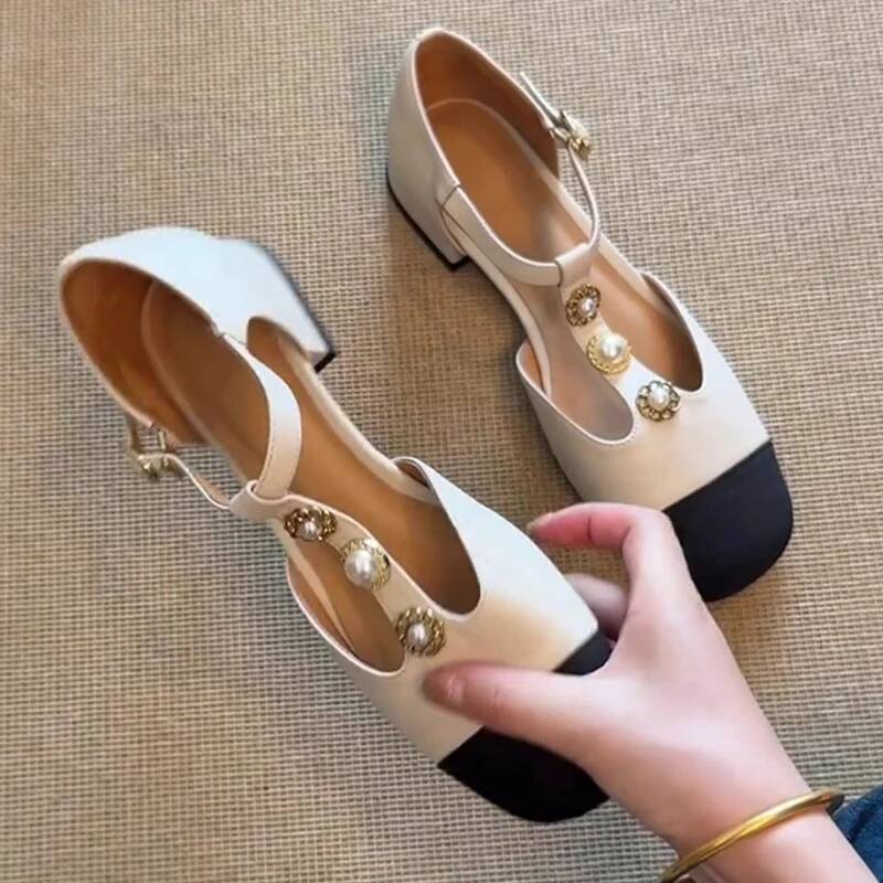 Women Square Toe Heeled Sandal - Street Fashion Trends ulasan dan harga