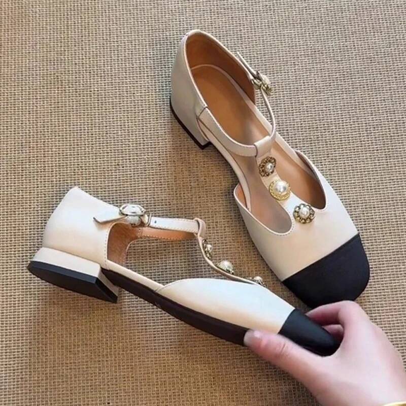 Women Square Toe Heeled Sandal - Street Fashion Trends ulasan dan harga